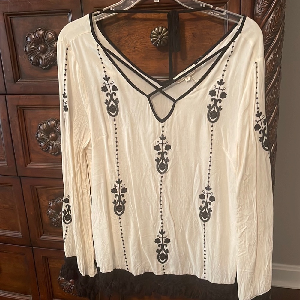 Free with purchase 10$ or more. boho top loose fit. Would fit a medium too.